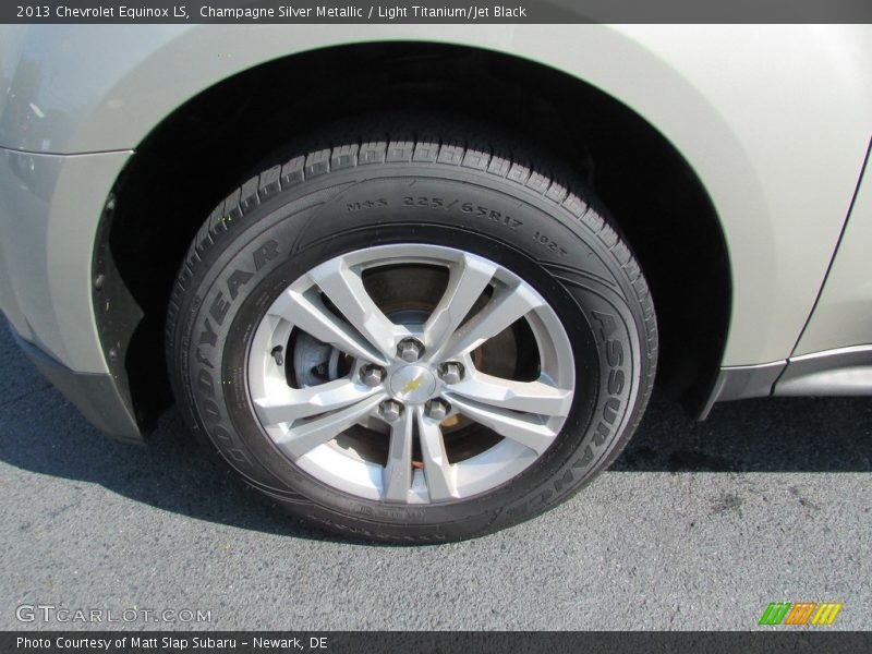 Champagne Silver Metallic / Light Titanium/Jet Black 2013 Chevrolet Equinox LS