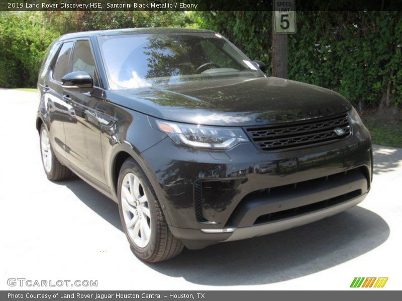 Santorini Black Metallic / Ebony 2019 Land Rover Discovery HSE