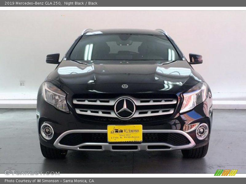 Night Black / Black 2019 Mercedes-Benz GLA 250