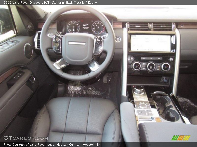 Santorini Black Metallic / Ebony 2019 Land Rover Discovery HSE