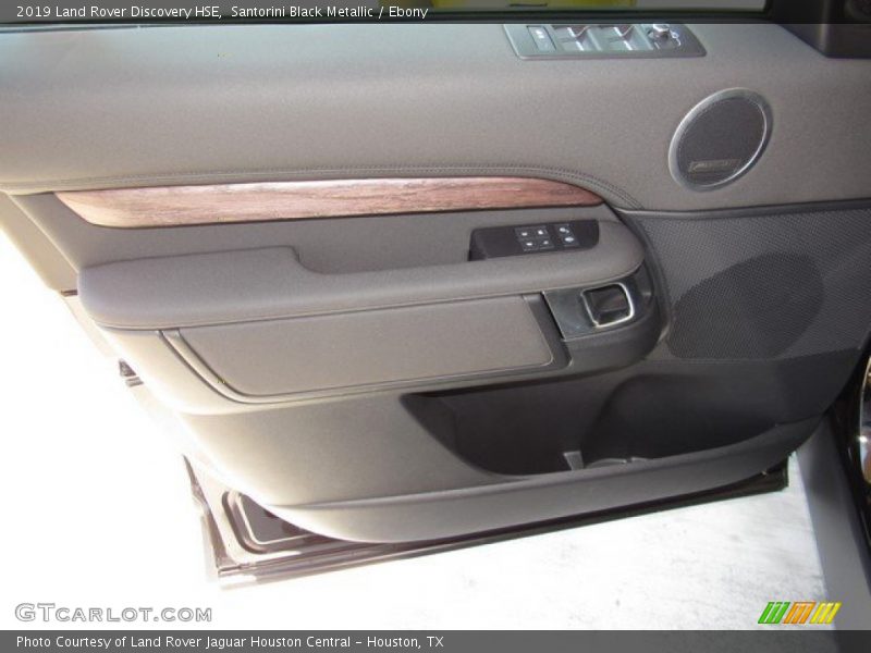 Santorini Black Metallic / Ebony 2019 Land Rover Discovery HSE