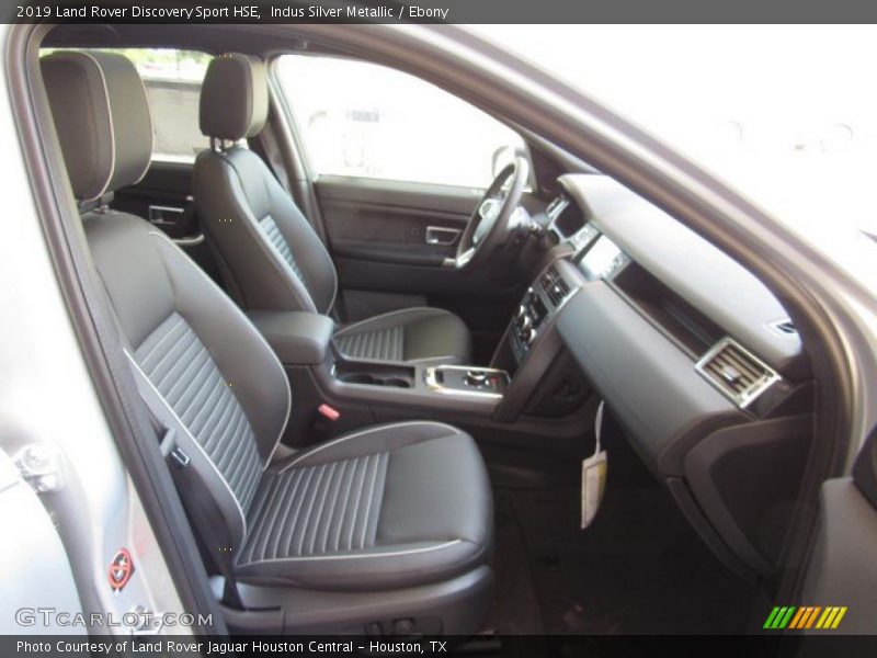 Indus Silver Metallic / Ebony 2019 Land Rover Discovery Sport HSE