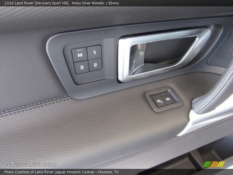 Indus Silver Metallic / Ebony 2019 Land Rover Discovery Sport HSE