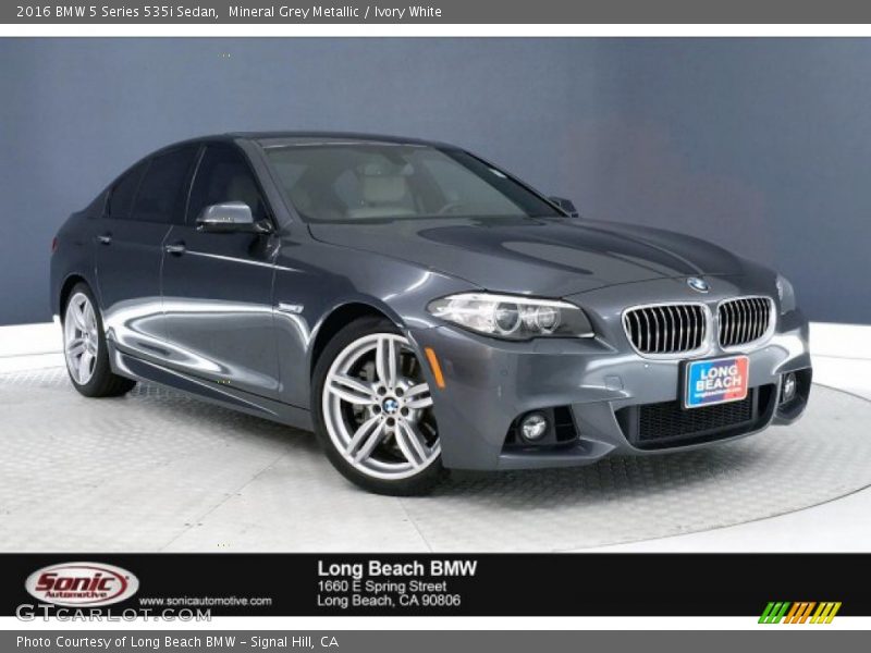 Mineral Grey Metallic / Ivory White 2016 BMW 5 Series 535i Sedan