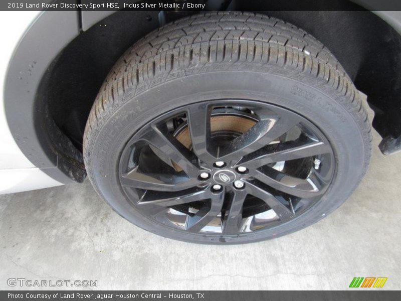 Indus Silver Metallic / Ebony 2019 Land Rover Discovery Sport HSE