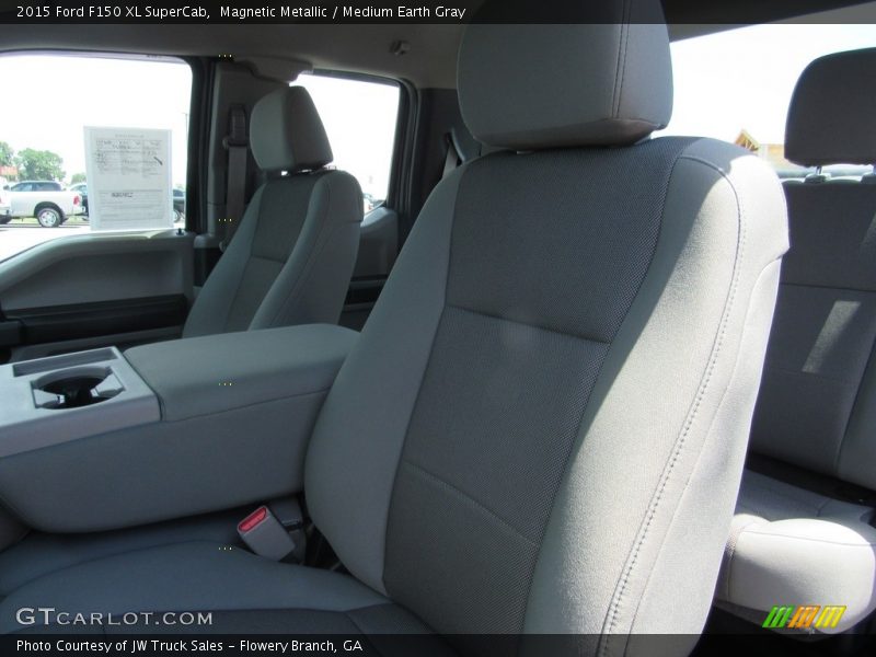 Magnetic Metallic / Medium Earth Gray 2015 Ford F150 XL SuperCab