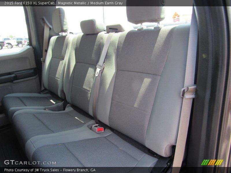 Magnetic Metallic / Medium Earth Gray 2015 Ford F150 XL SuperCab