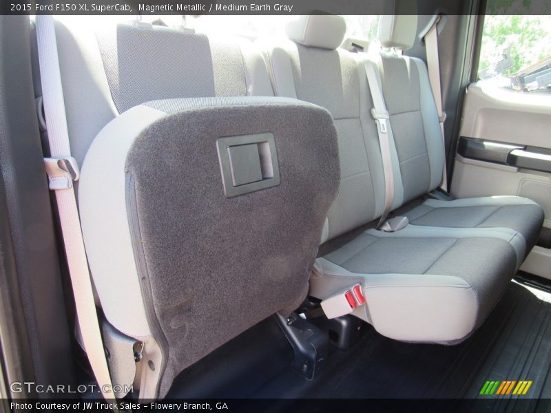 Magnetic Metallic / Medium Earth Gray 2015 Ford F150 XL SuperCab