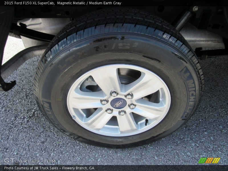 Magnetic Metallic / Medium Earth Gray 2015 Ford F150 XL SuperCab