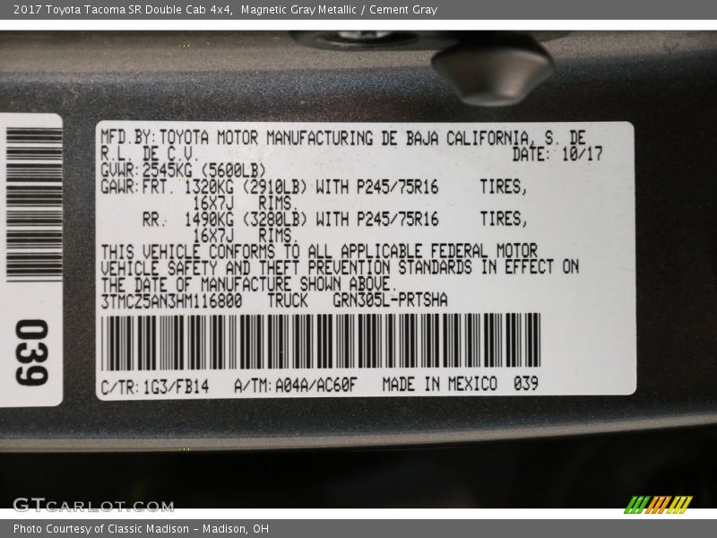 Magnetic Gray Metallic / Cement Gray 2017 Toyota Tacoma SR Double Cab 4x4