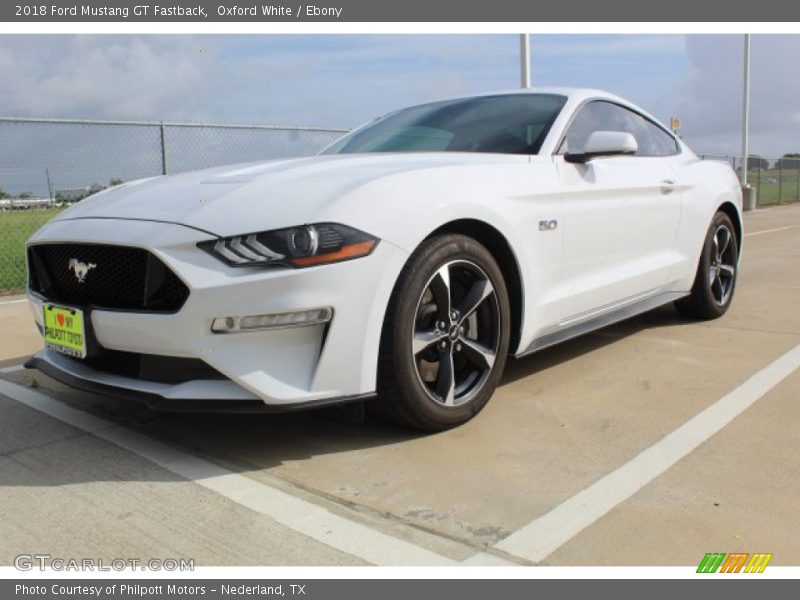 Oxford White / Ebony 2018 Ford Mustang GT Fastback