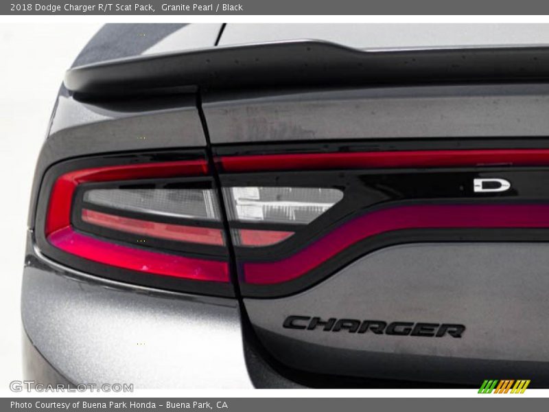 Granite Pearl / Black 2018 Dodge Charger R/T Scat Pack