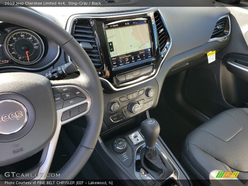 Sting-Gray / Black 2019 Jeep Cherokee Limited 4x4