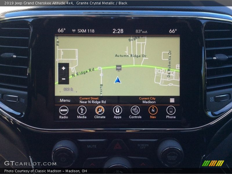 Granite Crystal Metallic / Black 2019 Jeep Grand Cherokee Altitude 4x4