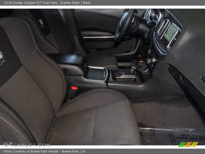 Granite Pearl / Black 2018 Dodge Charger R/T Scat Pack