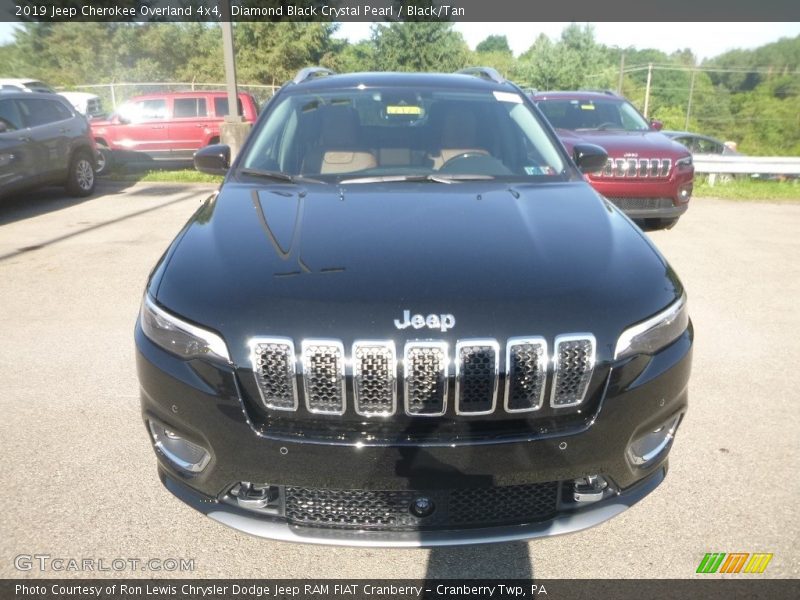 Diamond Black Crystal Pearl / Black/Tan 2019 Jeep Cherokee Overland 4x4