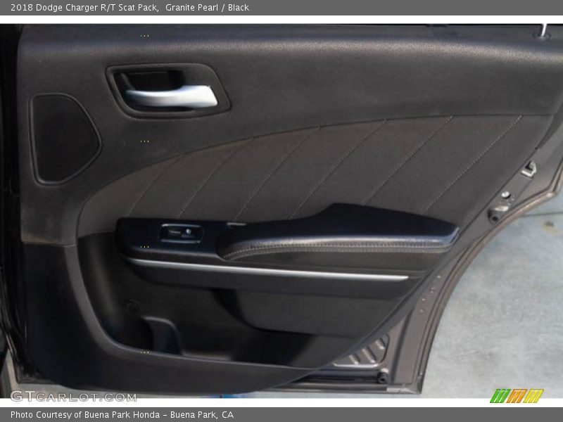 Granite Pearl / Black 2018 Dodge Charger R/T Scat Pack