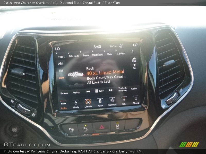 Diamond Black Crystal Pearl / Black/Tan 2019 Jeep Cherokee Overland 4x4
