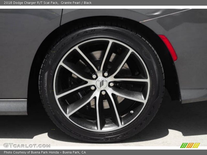 Granite Pearl / Black 2018 Dodge Charger R/T Scat Pack