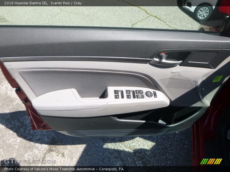 Scarlet Red / Gray 2019 Hyundai Elantra SEL