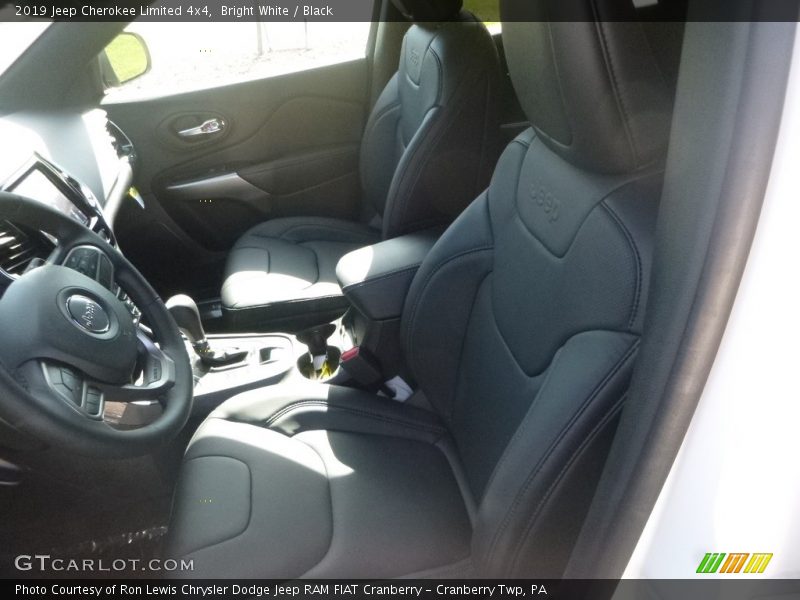Bright White / Black 2019 Jeep Cherokee Limited 4x4