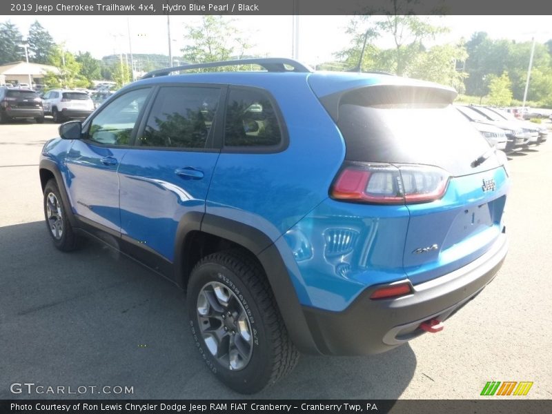 Hydro Blue Pearl / Black 2019 Jeep Cherokee Trailhawk 4x4