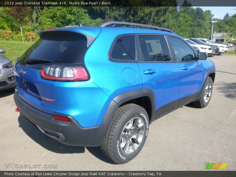 Hydro Blue Pearl / Black 2019 Jeep Cherokee Trailhawk 4x4