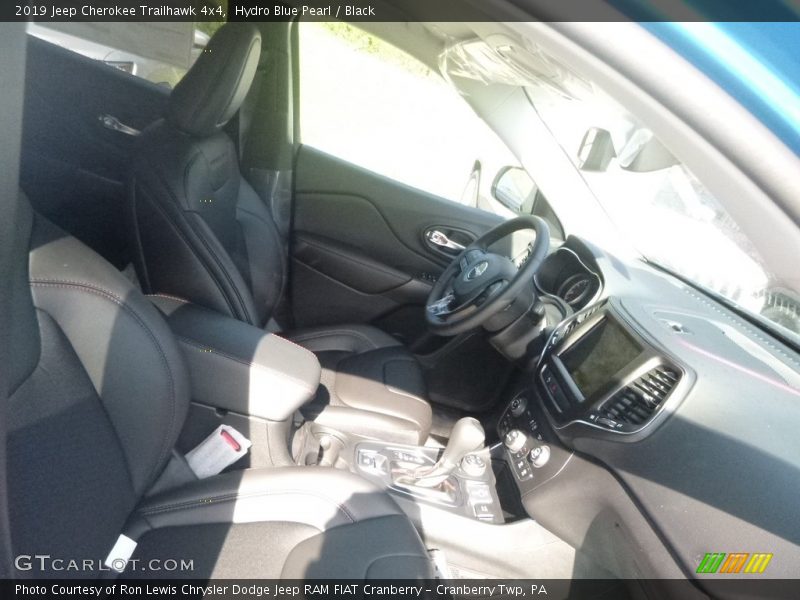 Hydro Blue Pearl / Black 2019 Jeep Cherokee Trailhawk 4x4