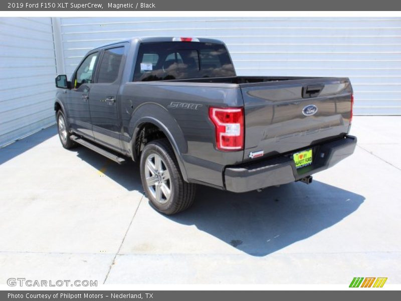 Magnetic / Black 2019 Ford F150 XLT SuperCrew