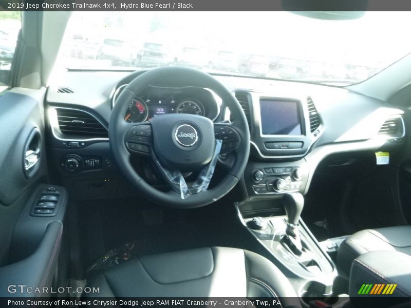 Hydro Blue Pearl / Black 2019 Jeep Cherokee Trailhawk 4x4