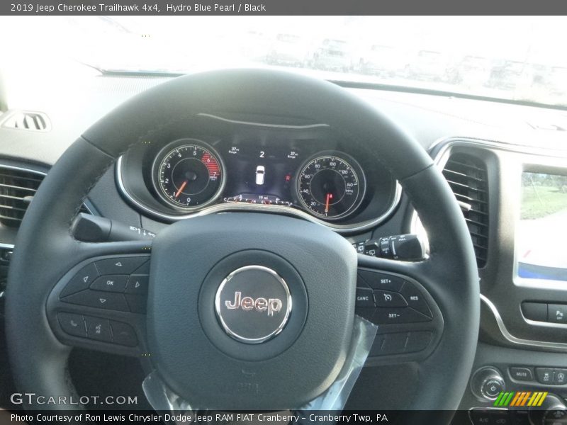 Hydro Blue Pearl / Black 2019 Jeep Cherokee Trailhawk 4x4