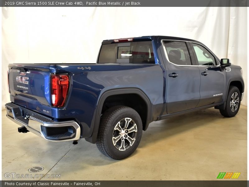 Pacific Blue Metallic / Jet Black 2019 GMC Sierra 1500 SLE Crew Cab 4WD