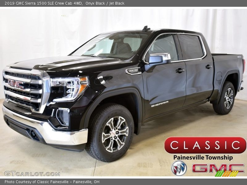 Onyx Black / Jet Black 2019 GMC Sierra 1500 SLE Crew Cab 4WD