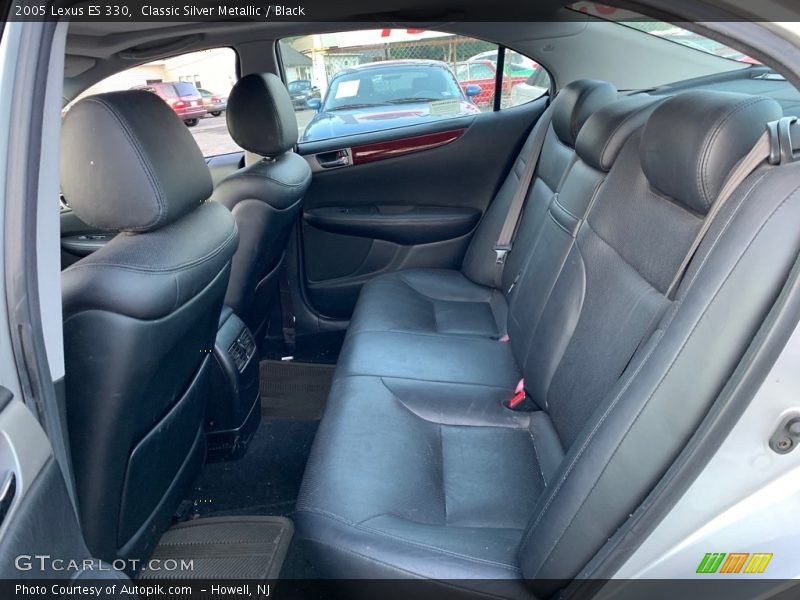 Classic Silver Metallic / Black 2005 Lexus ES 330