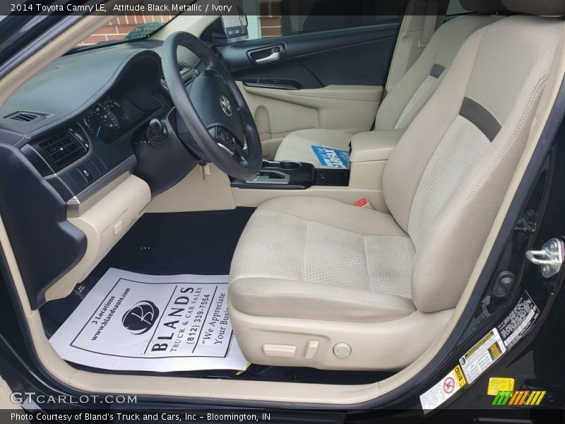 Attitude Black Metallic / Ivory 2014 Toyota Camry LE