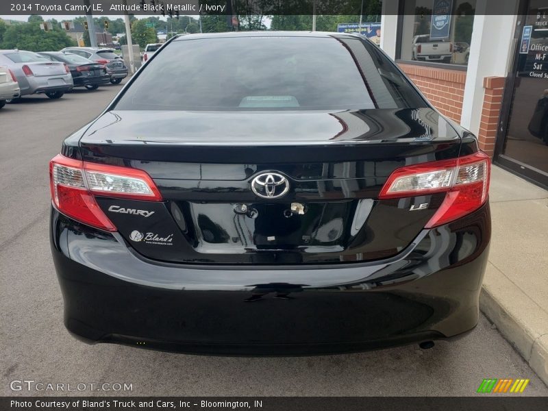 Attitude Black Metallic / Ivory 2014 Toyota Camry LE