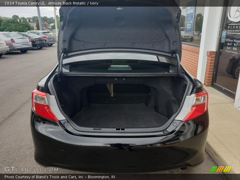 Attitude Black Metallic / Ivory 2014 Toyota Camry LE
