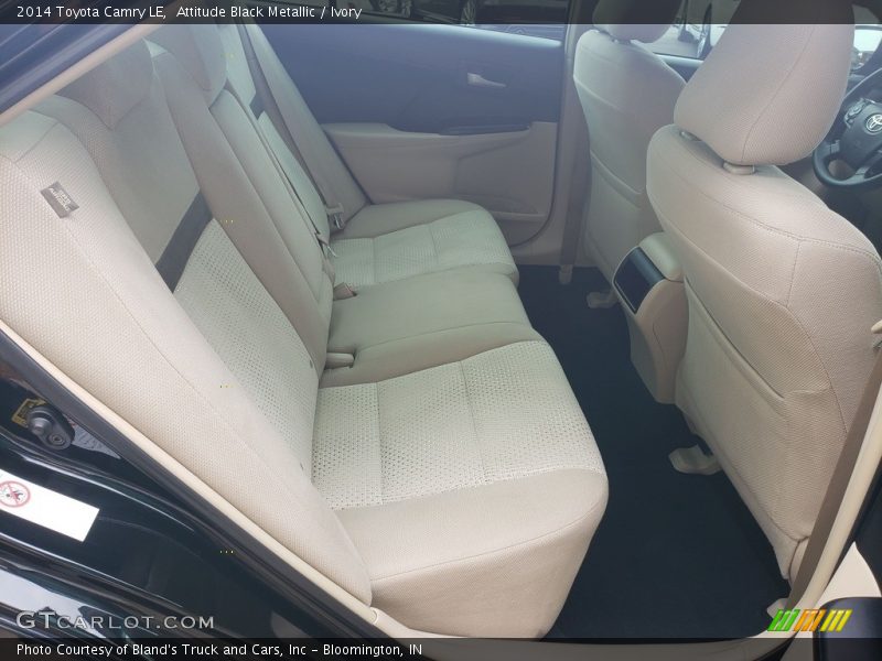 Attitude Black Metallic / Ivory 2014 Toyota Camry LE