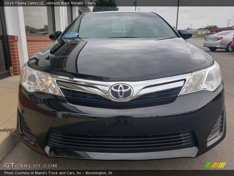 Attitude Black Metallic / Ivory 2014 Toyota Camry LE