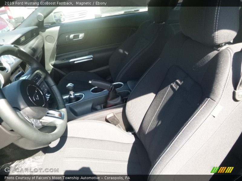 Magnetic / Ebony 2019 Ford Mustang EcoBoost Fastback