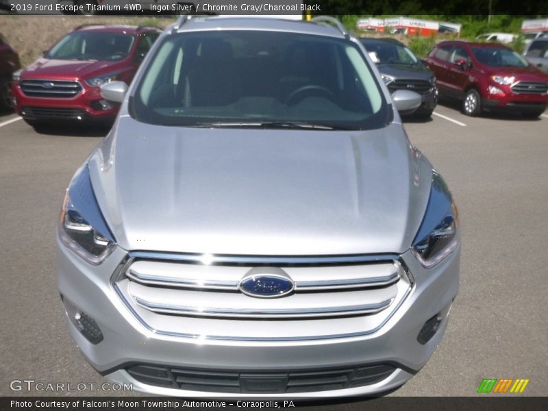 Ingot Silver / Chromite Gray/Charcoal Black 2019 Ford Escape Titanium 4WD