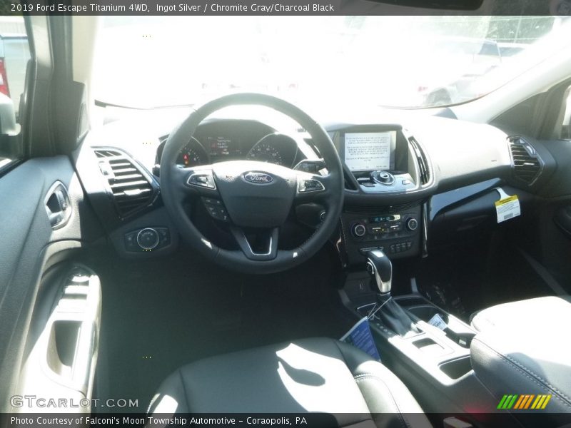 Ingot Silver / Chromite Gray/Charcoal Black 2019 Ford Escape Titanium 4WD