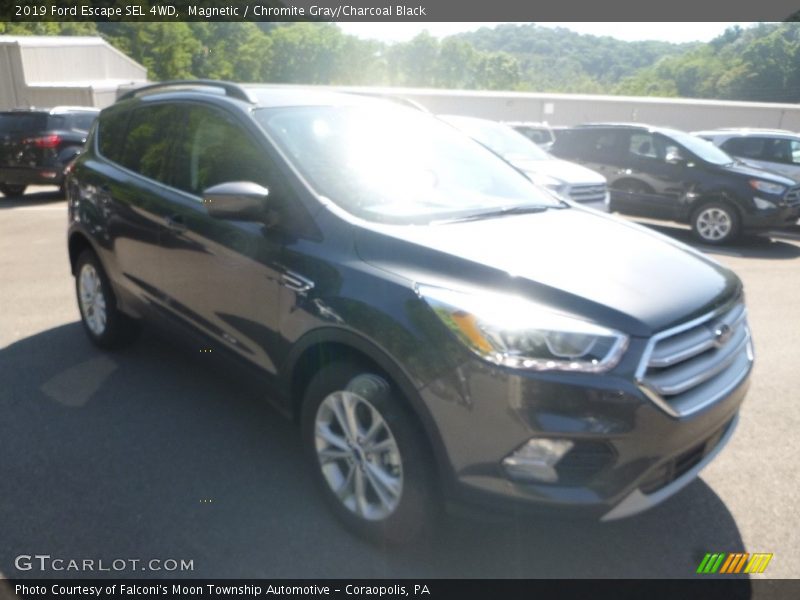 Magnetic / Chromite Gray/Charcoal Black 2019 Ford Escape SEL 4WD