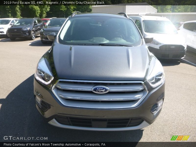 Magnetic / Chromite Gray/Charcoal Black 2019 Ford Escape SEL 4WD