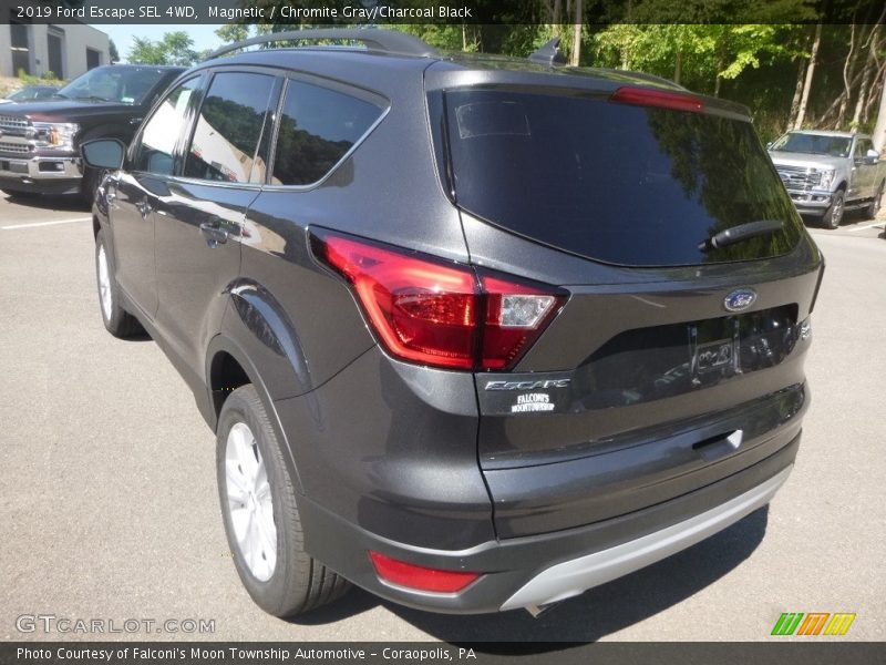 Magnetic / Chromite Gray/Charcoal Black 2019 Ford Escape SEL 4WD