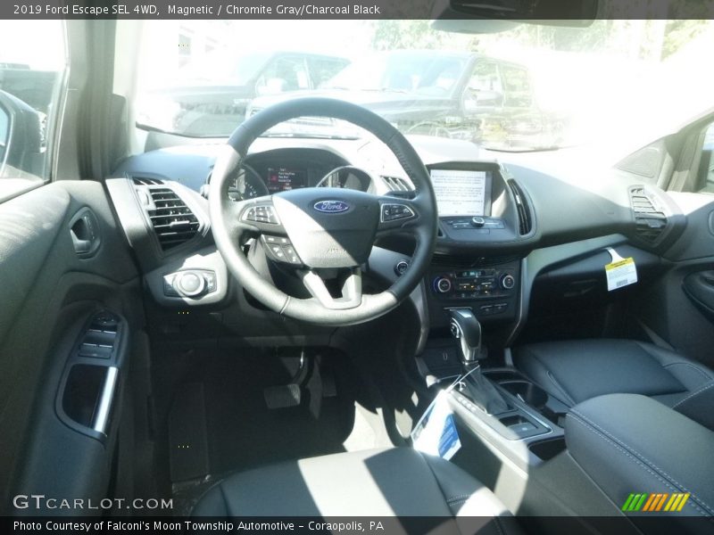 Magnetic / Chromite Gray/Charcoal Black 2019 Ford Escape SEL 4WD
