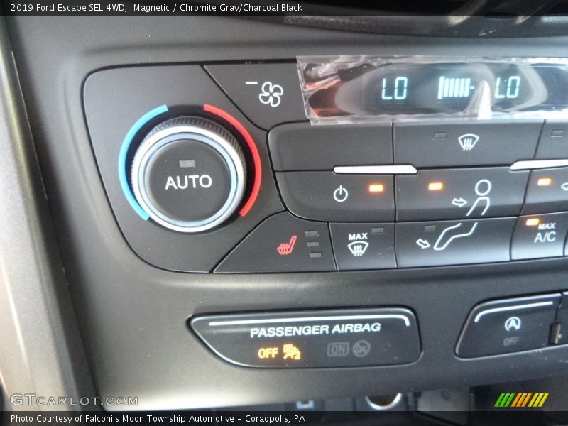 Magnetic / Chromite Gray/Charcoal Black 2019 Ford Escape SEL 4WD