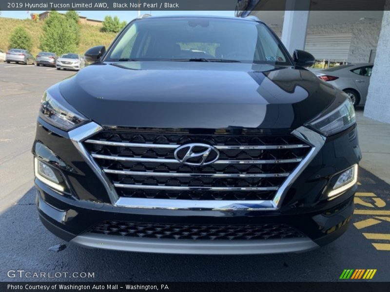 Black Noir Pearl / Black 2019 Hyundai Tucson Limited AWD
