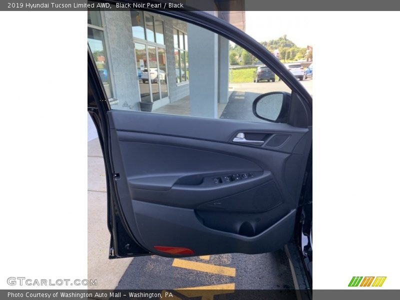 Black Noir Pearl / Black 2019 Hyundai Tucson Limited AWD