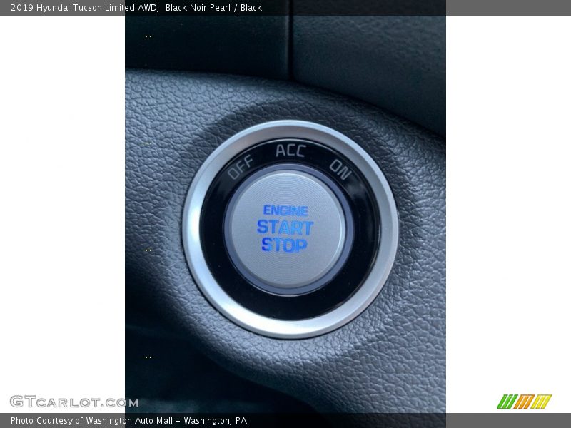 Black Noir Pearl / Black 2019 Hyundai Tucson Limited AWD